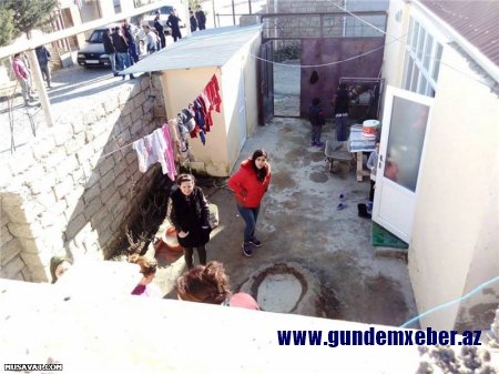 Sabunçu rayon İcra Hakimiyyətinin Basqınla ev dağıdıb, pul tələb edən icra nümayəndələri, ağlayan qadınlar və uşaqlar… - REPORTAJ, VİDEO, FOTOLAR
