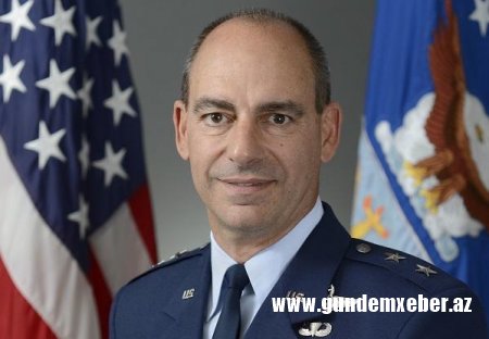 Yaxın Şərqi bombardman edən general erməni çıxdı
