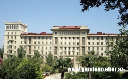 Hökumət qəzetlərlə bağlı qərar verdi - Qəzet kağızının idxalına güzəşt olmayacaq