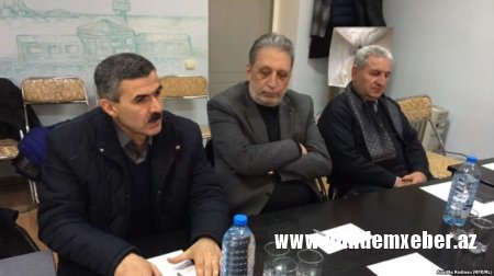 Boykot qərarını oxuyan fəalın saxlandığı bildirilir