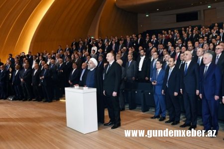 Bakıda prezidentlərin iştirakı ilə Azərbaycan-İran biznes forumu keçirilir - FOTOLAR