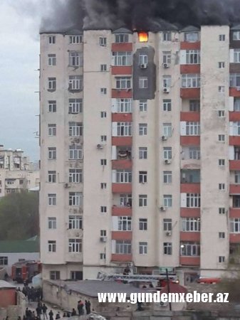 Bakıda yaşayış binasında dəhşətli yanğın - FOTOLAR