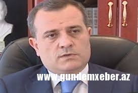 Təhsil Nazirliyi işdən qanunsuz çıxardığı əməkdaşların üç aylıq maaşını da vermir