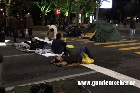 Ermənistan: Paytaxt İrəvanda kütləvi itaətsizlik aksiyaları başlanıb