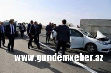 ​Türkiyə daxili işlər nazirinin maşın karvanı qəzaya uğradı: YARALILAR VAR (FOTO)