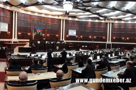 Parlament işsizlikdən sığorta haqqında qanunvericiliyin pozulmasına görə cəzaları təsdiqləyib