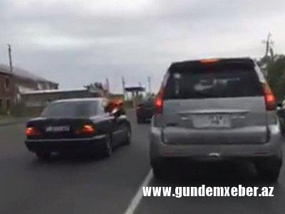 Paşinyanın avto yürüşü başladı - Canlı