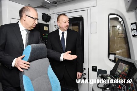 Prezident İlham Əliyev paytaxta gətirilən yeni metro qatarlarında yaradılan şəraitlə tanış olub - YENİLƏNİB