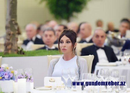 Prezident ailəsi ilə Bakıda keçirilən təntənəli mərasimdə — FOTOLAR + YENİLƏNİB