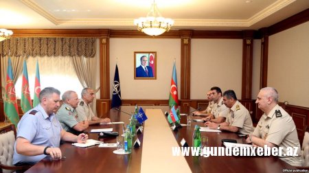 Müdafiə naziri NATO generalları ilə görüşüb