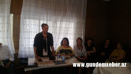 İranlı Mühacirlər Cəmiyyətində “dəyirmi masa”:  Azərbaycan Xalq Cümhuriyyəti və İran
