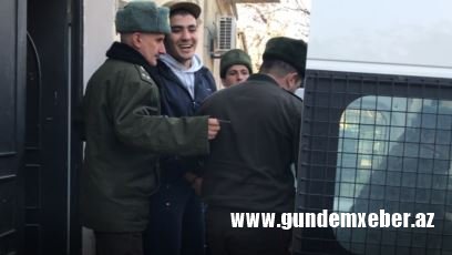 Mehman Hüseynovun məhkəməsi təxirə salınıb