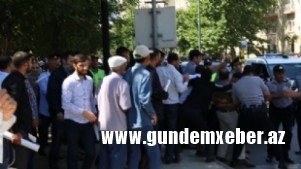 Bakıda İsrail səfirliyi qarşısında aksiya – Saxlanılanlar var VİDEO/FOTO