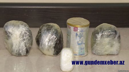 Polis 10 kiloqramdan çox narkotik götürüb