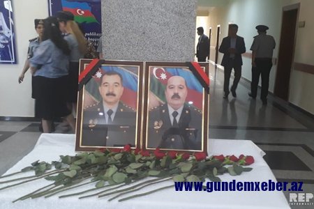 Prezident Gəncədə həlak olan polis zabitlərini ordenlə təltif edib