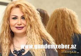 Müğənni Könül Kərimovaya qarşı 32 min manatlıq dələduzluq edən qadın özünü qismən təqsirli bilib