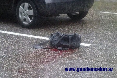 Ağsuda avtomobil dayanacaqda iki piyadanı vurub, biri ölüb, digəri xəsarət alıb