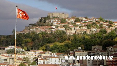 Türkiyədə minlərlə insan işdən çıxarıldı