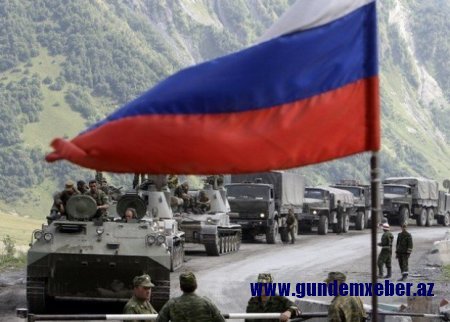 Minlərlə rus əsgəri və yüzlərlə hərbi texnika Gürcüstanda NATO qoşunlarına qarşı - Gərginlik