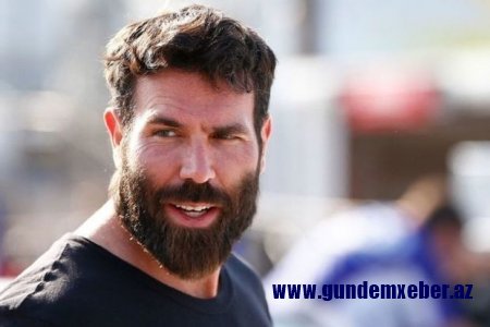 Amerikalı ulduz Ermənistan ordusunda uçota dayandı - FOTO