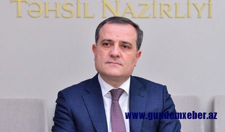 Rus dilində tədris davam etdiriləcək? - Təhsil naziri əmr imzaladı