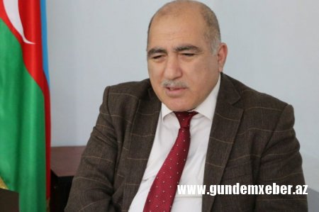 Anti - AXC- nin anatomiysına dair qeydlər - Pənah Hüseynovun yazısı