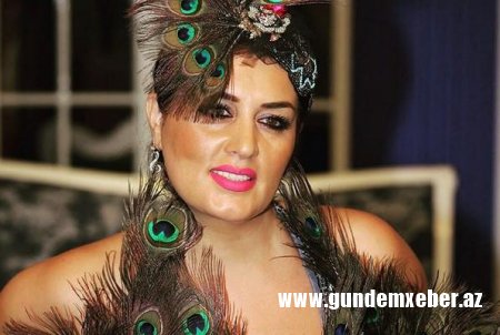 Elza Seyidcahan Şeytana şer yazdı:"Nəfsin ölsün..."