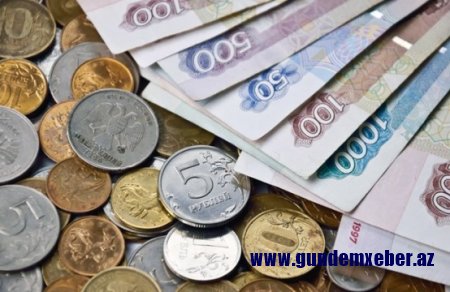 Rubl kəskin ucuzlaşdı