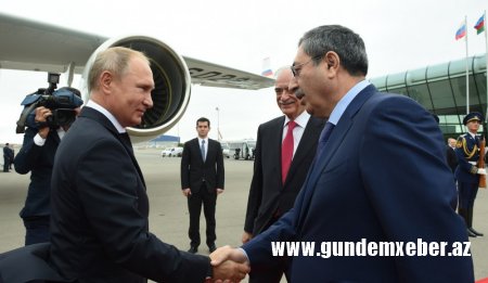 Putin Azərbaycana gəldi - Yaqub Eyyubovla Xələf Xələfov aeroportda qarşıladı + FOTO
