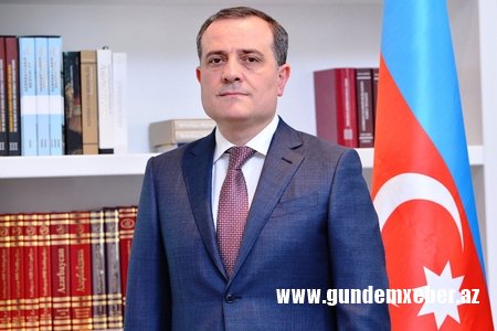 Təhsil naziri müəllimləri təbrik etdi