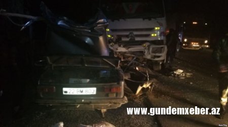 Avtomobil qəzasında 4 nəfər ölüb
