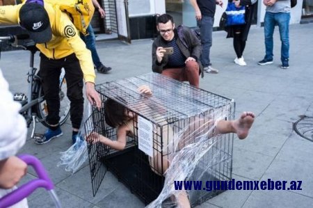 Dağıstanda çılpaq qadın rəssam saxlanılıb - FOTO 