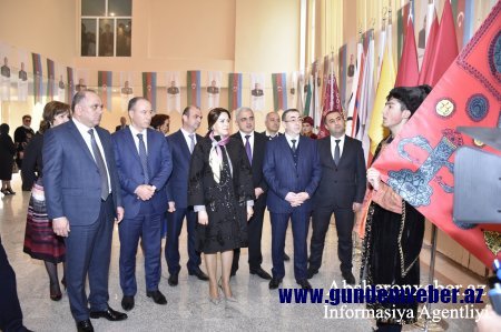 Abşeronda Dövlət Bayrağı Günü münasibətilə ümumrayon bayramı keçirildi