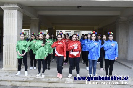 Abşeronda Dövlət Bayrağı Günü münasibətilə ümumrayon bayramı keçirildi