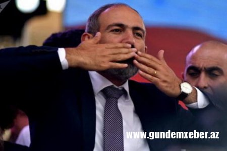 Homoseksuallar Paşinyanı məzuniyyətə göndərdi