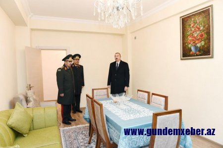 Prezident İlham Əliyev Sabunçu rayonunda hərbçilərə yeni mənzillərin verilməsi mərasimində iştirak edib