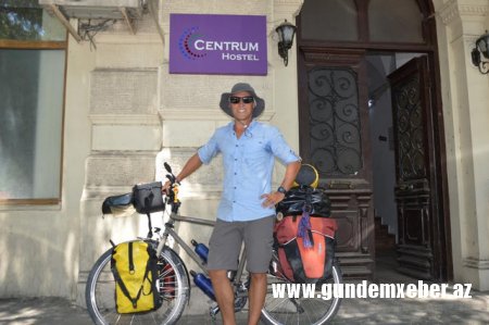 Bakının mərkəzində administrator oteldən 2 min manat oğurlayıb