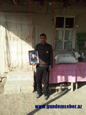 Şəhid Anası İcra Başçısının əlindən intihar etmək istəyir… -FOTOLAR