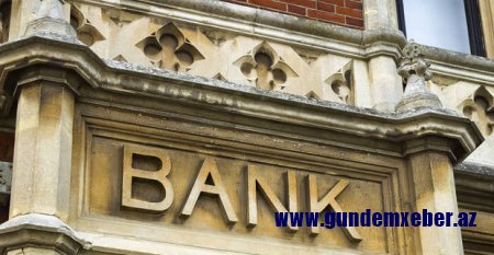 AZƏRBAYCANDA 6 BANKIN KİTABI BİRDƏFƏLİK BAĞLANIR... - ADLAR