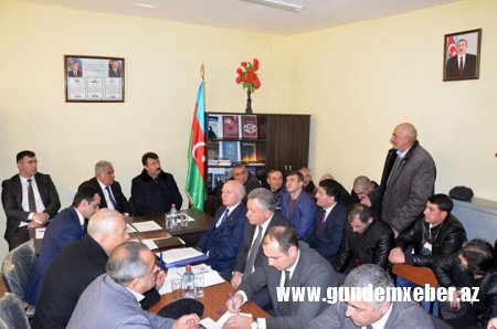 Icra başçısı sakinlərlə növbəti görüşünü keçirdi -FOTOLAR