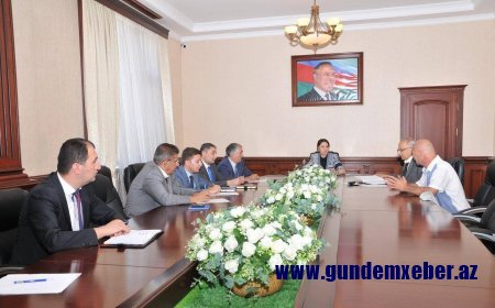 Abşeron rayonunda son 1 ildə 8 min nəfərdən çox sakinin iştirak etdiyi 35 səyyar qəbul-görüş keçirilib