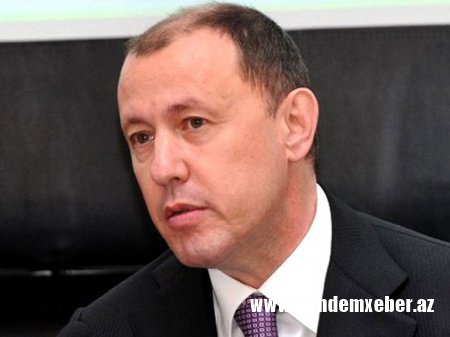 Cahangir Hacıyev prokuror və vəkillərin suallarını cavablandırıb - "Layihələri Dünyamin Xəlilov və müavinim olmuş Emin Mustafayevə tapşırmışdım"
