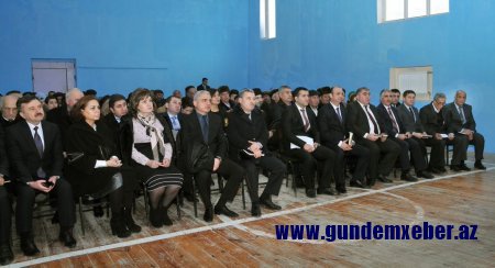 İradə Gülməmmədova Güzdək qəsəbəsində səyyar qəbul keçirdi