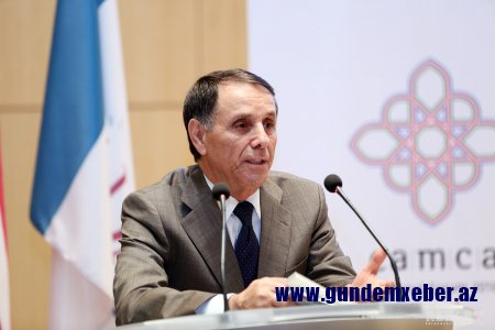 Novruz Məmmədov Milli Məclisdə hesabat verir