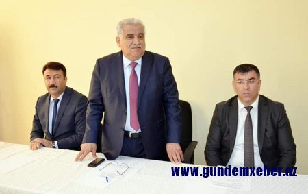 DAŞKƏSƏN RAYON İCRA HAKİMİYYƏTİNİN BAŞÇISI ƏHƏD ABIYEV  QAZAXLI KƏNDİNDƏ VƏTƏNDAŞLARIN NÖVBƏTİ SƏYYAR QƏBULUNU KEÇİRİB