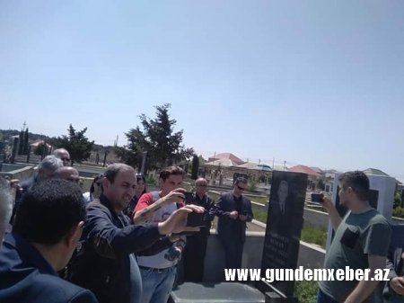 Bloger Mehman Qələndərovun xatirəsi yad edilib