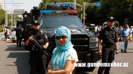 Çin hakimiyyəti müsəlmanları izləmək üçün “kütləvi nəzarət” tətbiqindən istifadə edir