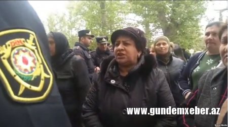 Gəncə məhbusunun xanımı: “Mənzildən çıxarıldıq...”