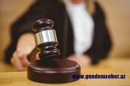 Dövlət ittihamçısı Baş prokurorun keçmiş müavininə 7 il cəza istəyib