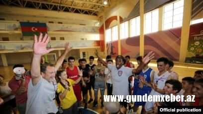 ABŞ Səfirliyi amerikalı idman elçilərinin Azərbaycana səfərini maliyyələşdirir